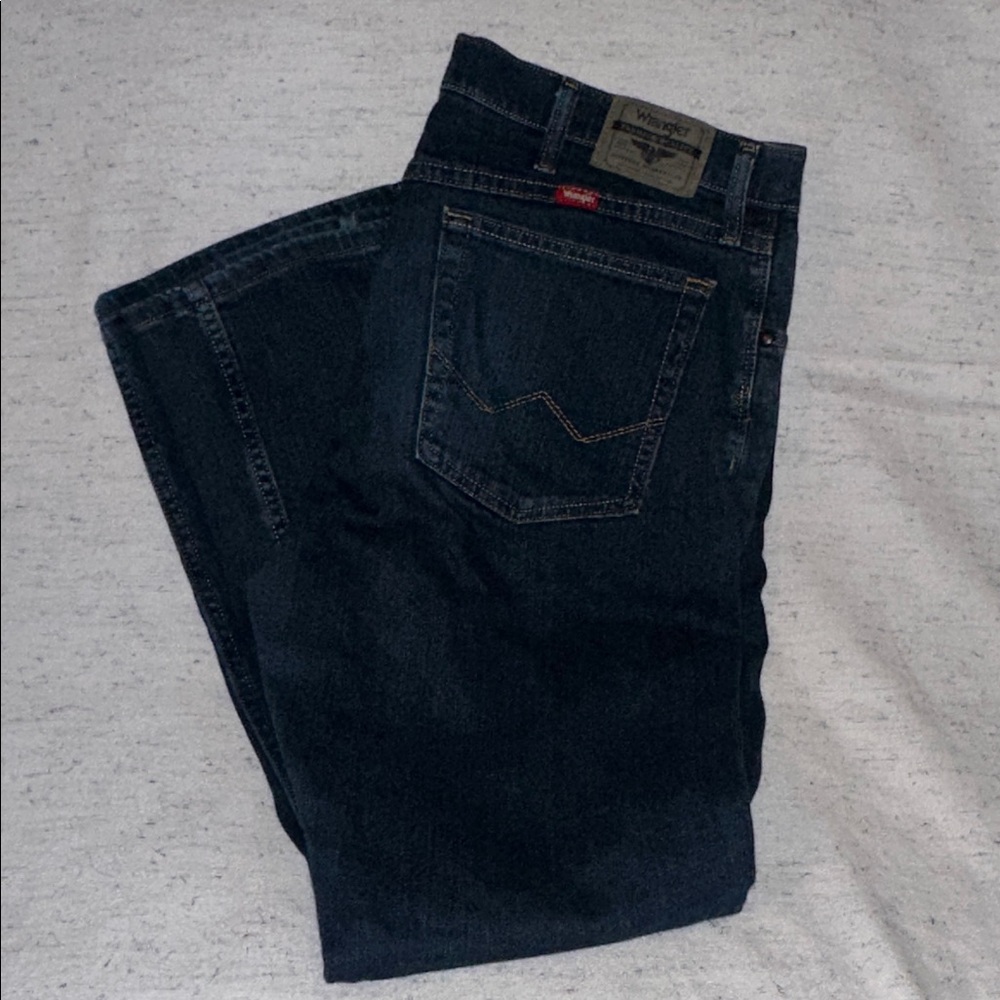 Wrangler Men's Deep Indigo Relaxed Boot Jeans